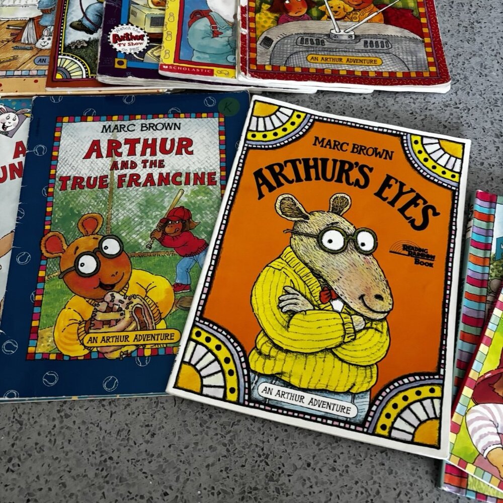 Lot 10 Arthur The Aardvark Vintage Story Books Gift Variety Children’s - Picture 4 of 5